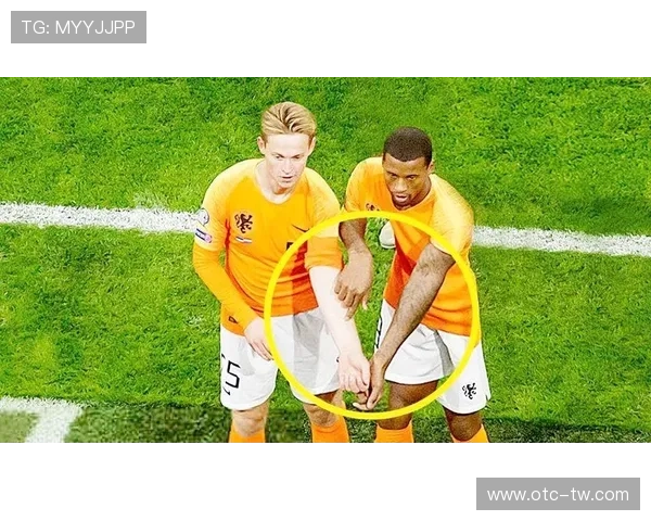 足球巨星携子共进晚餐温馨时刻展现家庭幸福生活 足球巨星携子共进晚餐温馨时刻展现家庭幸福生活