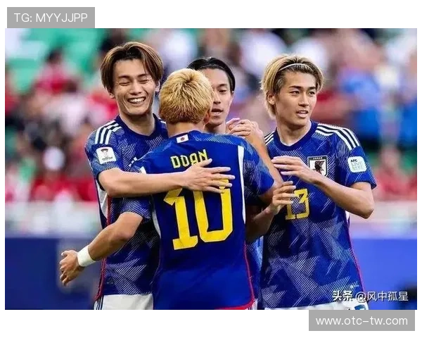 足球明星在赛后弹奏钢琴庆祝胜利展现多才多艺魅力与激情