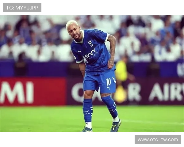 伤病困扰下的足球明星们如何重返赛场与辉煌的故事 伤病困扰下的足球明星们如何重返赛场与辉煌的故事