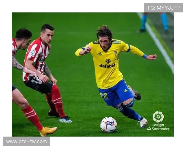 成都网球队以52分领跑挑战赛积分榜展现强劲实力